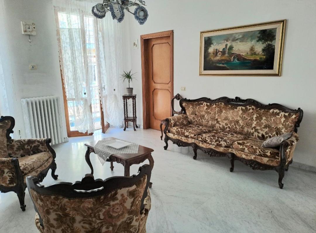 Domus Teate - Chieti Lägenhet Exteriör bild