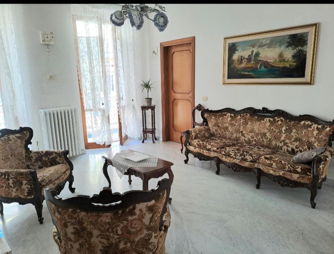 Domus Teate - Chieti Lägenhet Exteriör bild